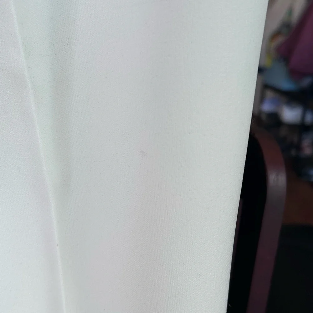 Kasper Cream Tailored Straight-Leg Trousers